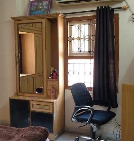 Srinivas Nilayam Lägenhet Hyderabad Exteriör bild